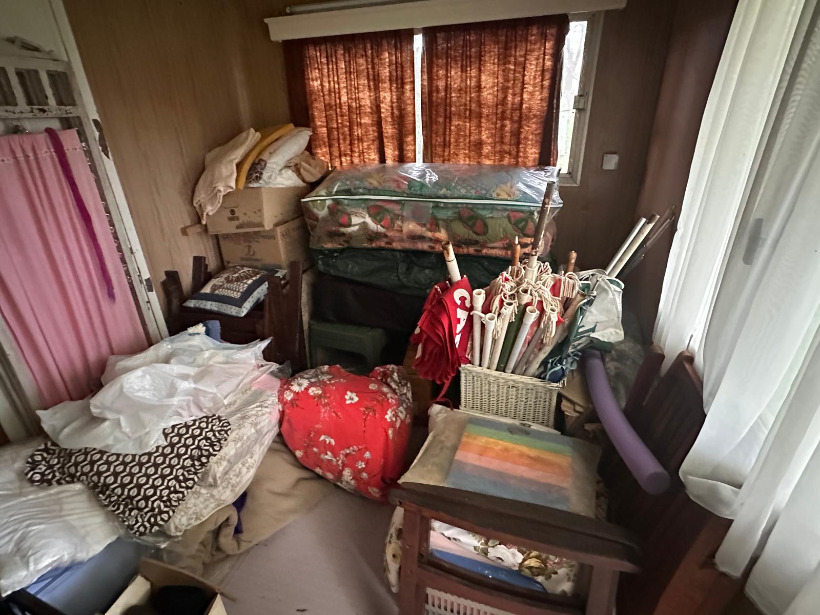 Vide grenier La Louvière - Débarras grenier combles